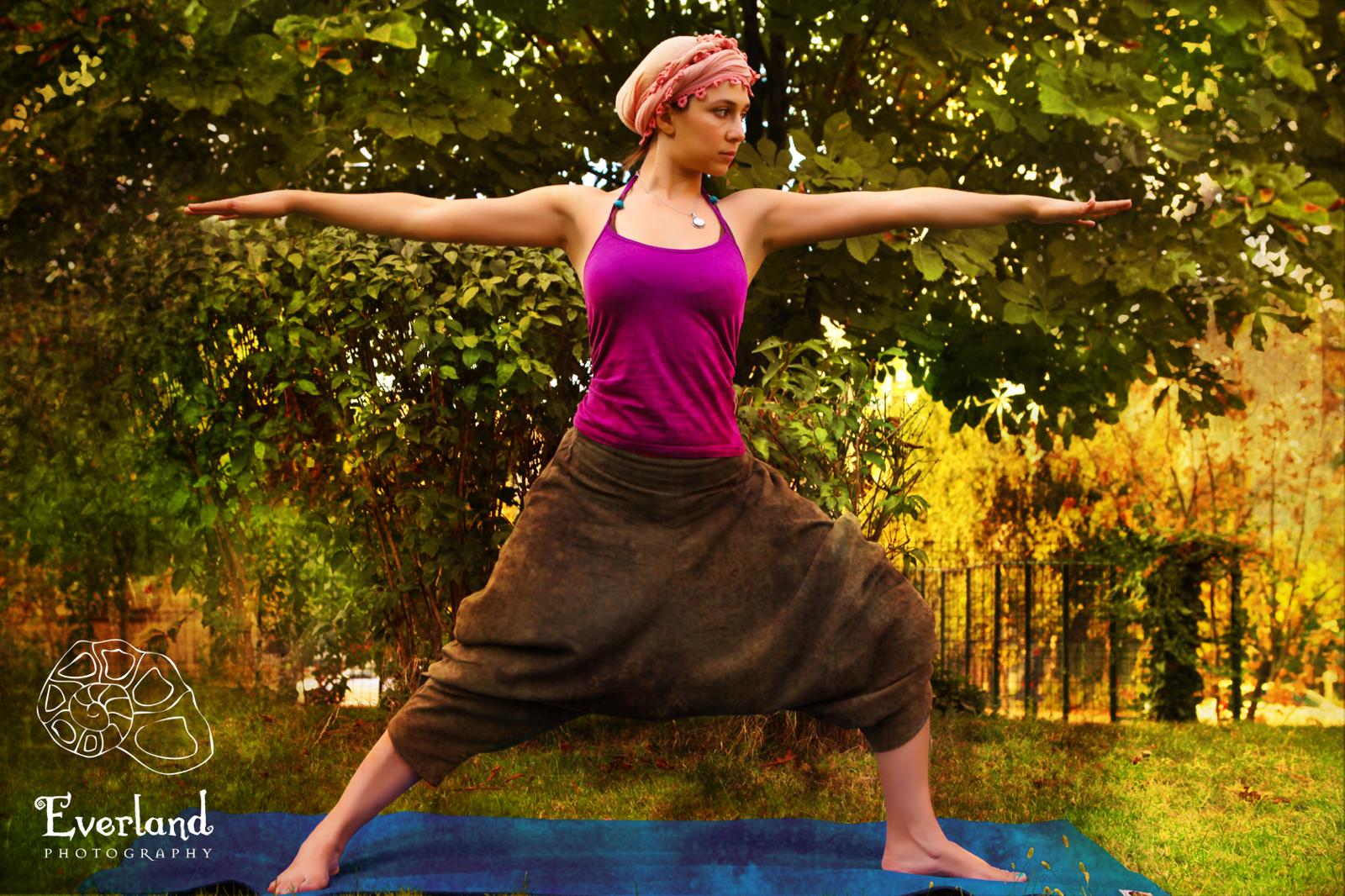 Yoga In Town – Yeliz Saraçoğlu Uyar